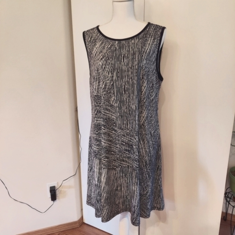 New York dress. Size XL